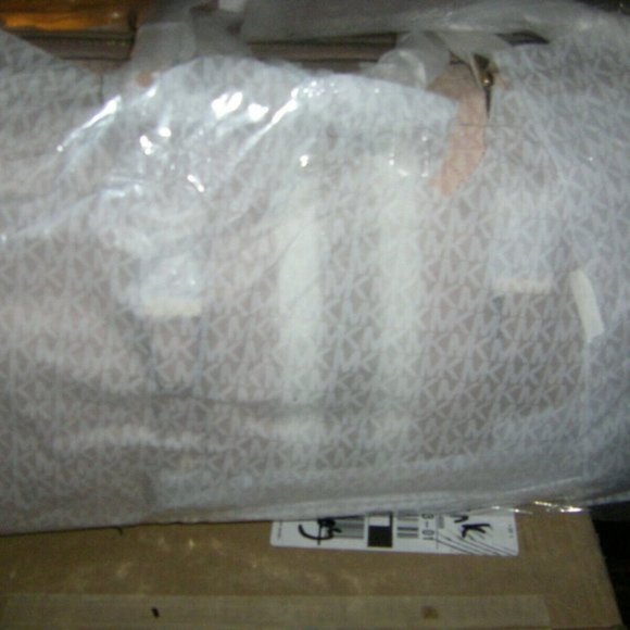 Michael Kors Bedford Travel X-Large Weekender Duffle Bag Brown/Acorn NEW SEALED - Picture 8 of 10